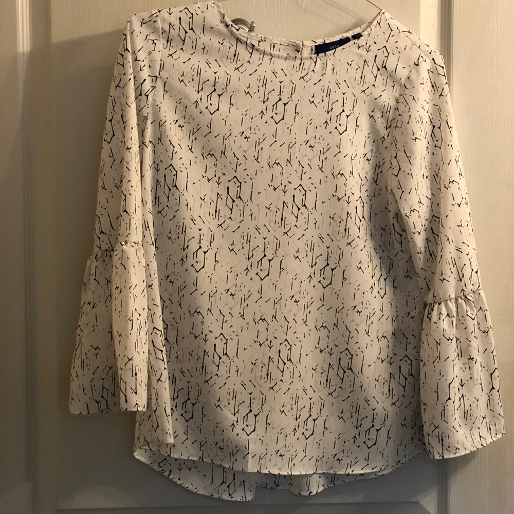 White, pink, black bell sleeve shirt